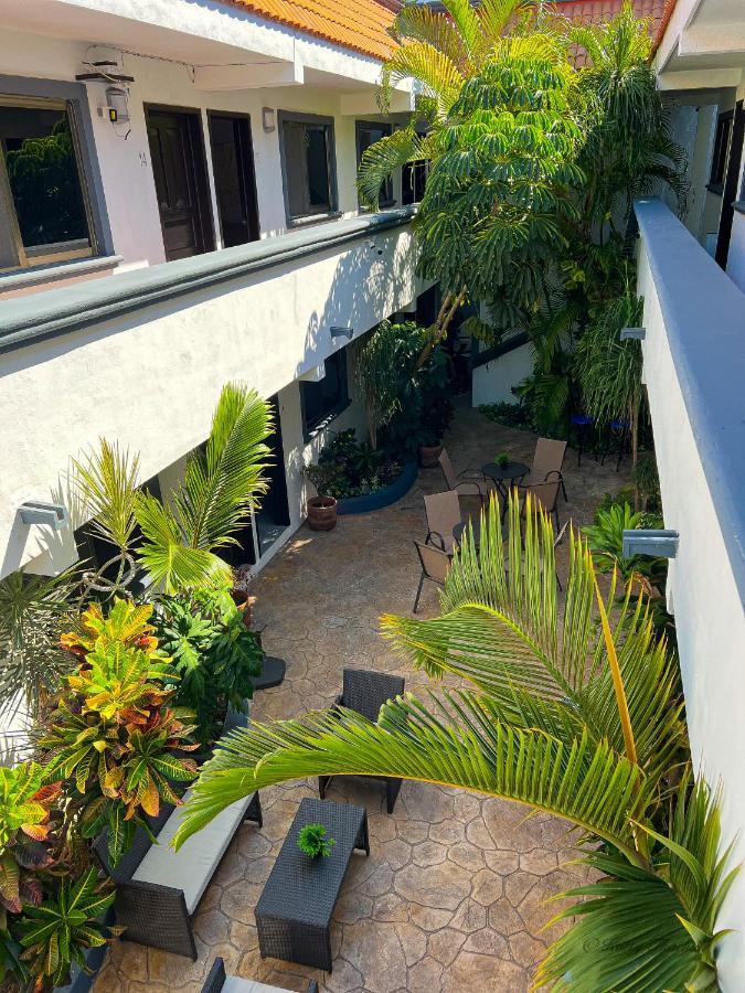 Azure Coliving Apartahotel *